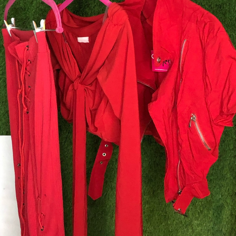 Red bundle